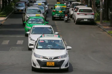 Số điện thoại taxi quận 3 TPHCM giá rẻ, đặt là có xe đón ngay