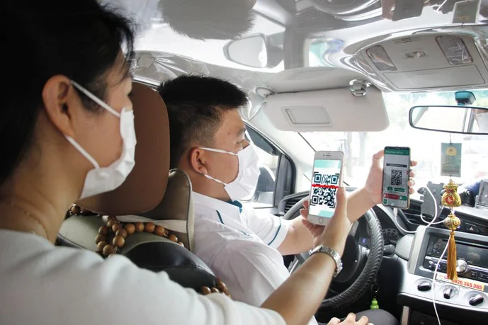 Những điều kiện quan trọng để có thể làm tài xế lái xe taxi